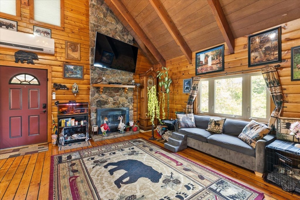 4974 Cove View Road Pulaski, VA 24301 - Photo 6 of 62 Gallery Image 6