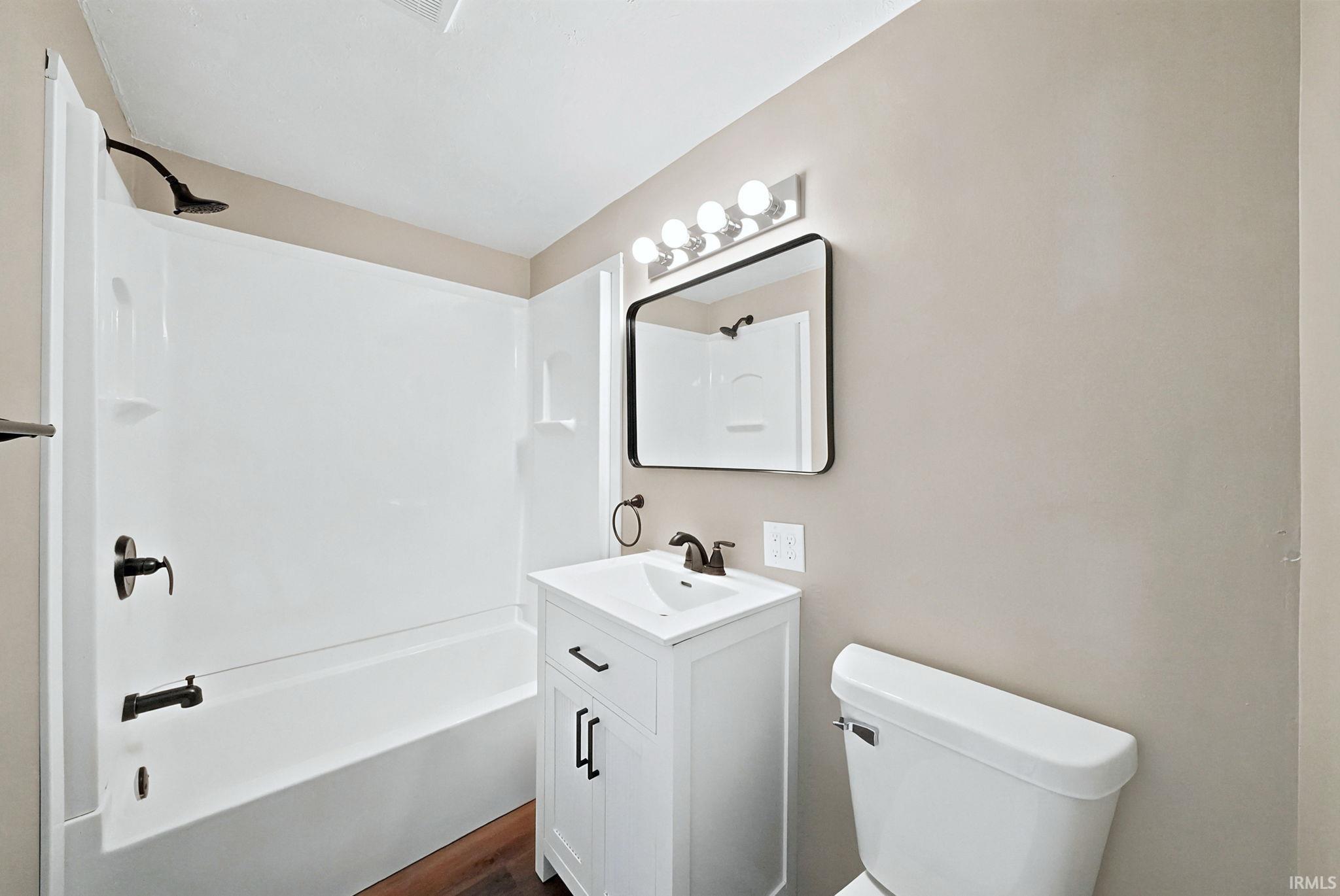206 West Prairie Street Leesburg, IN 46538 - Photo 12 of 34