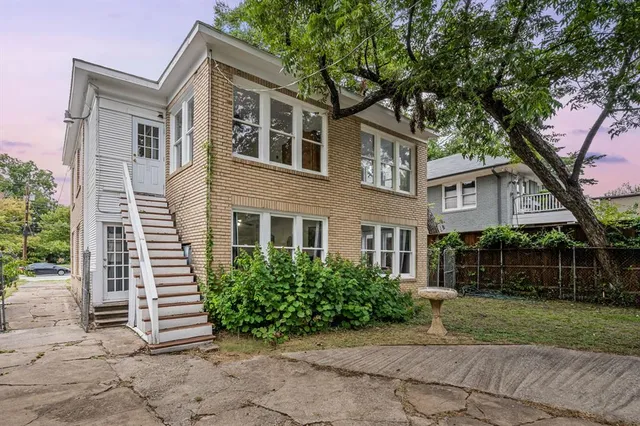 $749,000 | 5320 Junius Street, Dallas, TX 75214