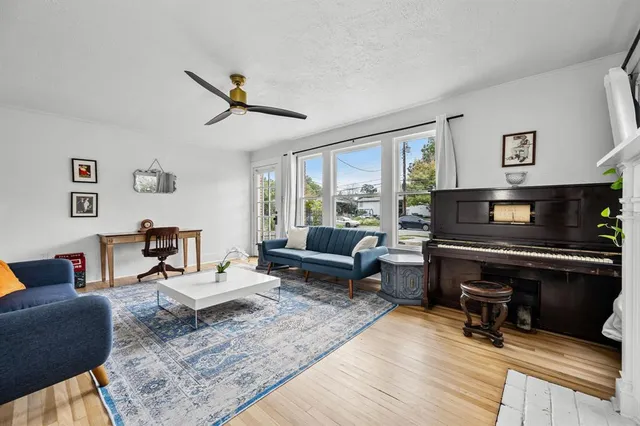 $749,000 | 5320 Junius Street, Dallas, TX 75214