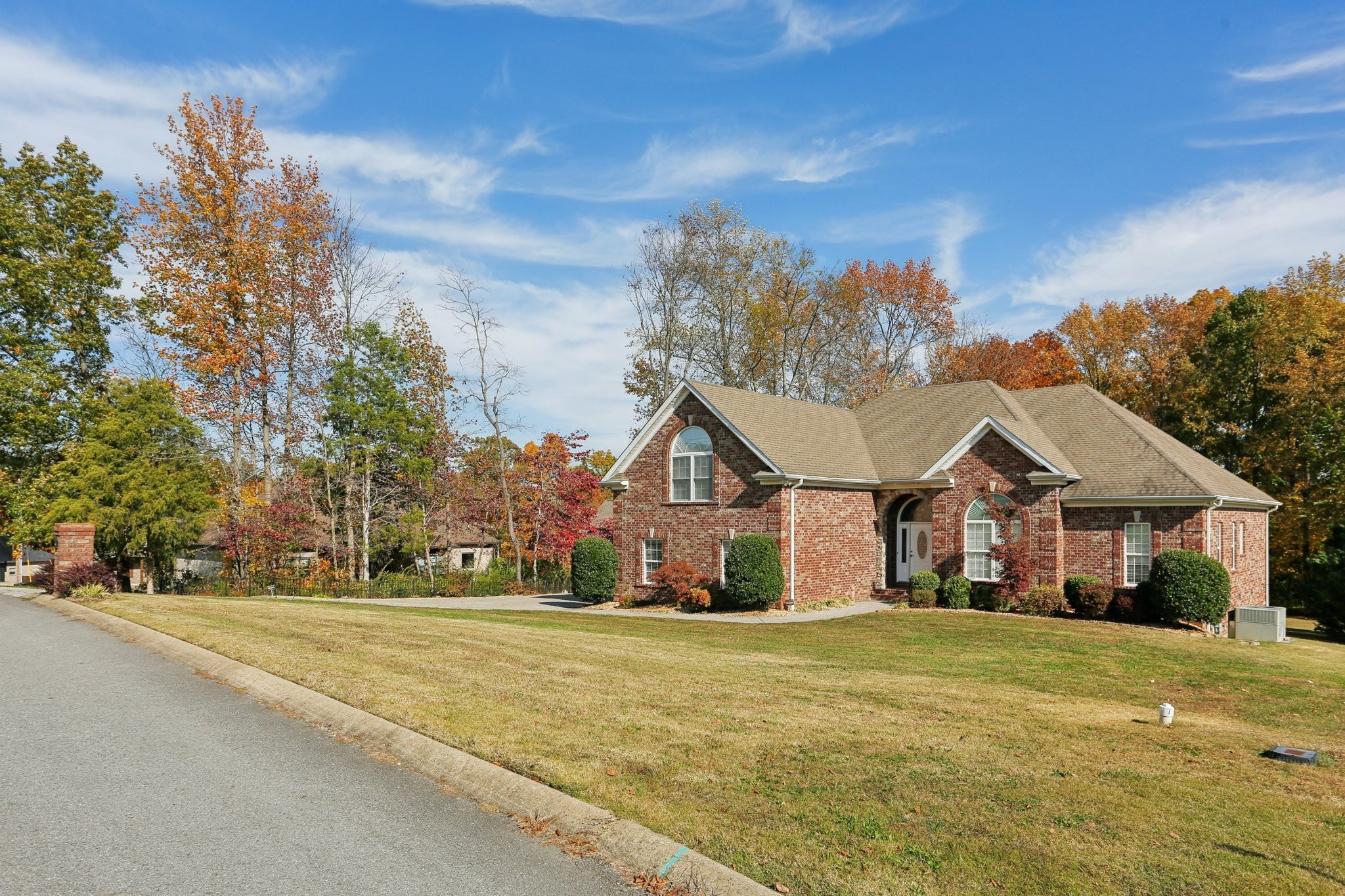 4015 Pilgrim Trail Greenbrier, TN 37073 - Photo 3 of 76 a front view of house with yard