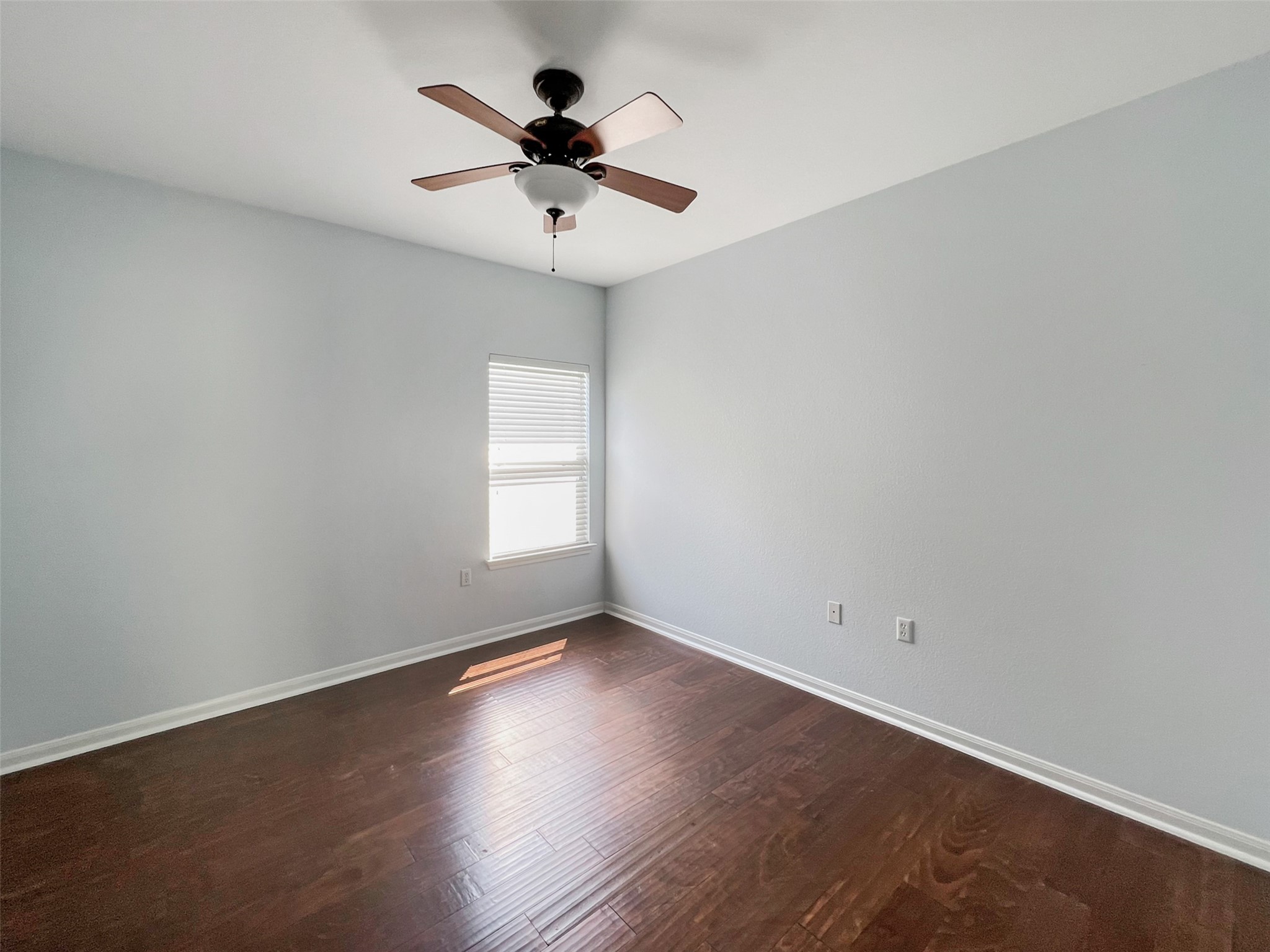 3917 Bronco Bend Loop Austin, TX 78744 - Photo 32 of 40 Third Bedroom