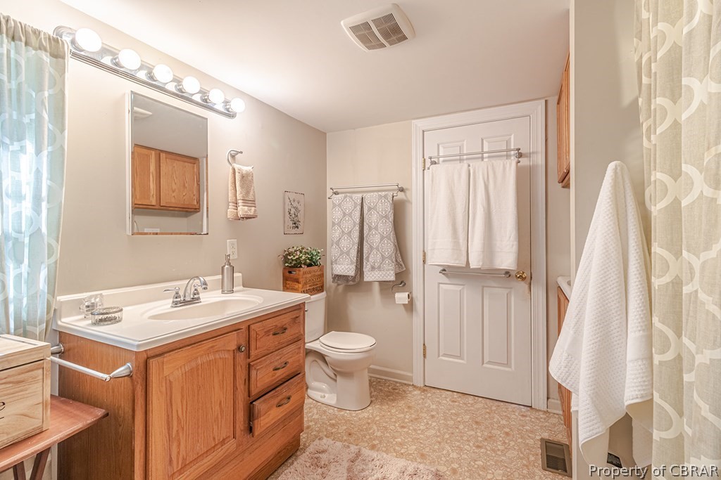 1853 Sandy Point Road Heathsville, VA 22473 - Photo 8 of 39 Gallery Image 8
