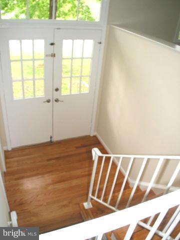9700 Brookford Road Potomac, MD 20854 - Photo 4 of 29 a view of wooden floor