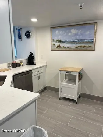 $2,500 | 3115 South Atlantic Avenue, Unit 201, Daytona Beach Shores, FL 32118