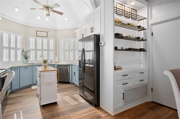 $975,000 | 3 Pelican Drive, Rockport, TX 78382