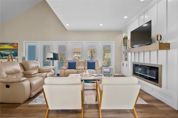 $975,000 | 3 Pelican Drive, Rockport, TX 78382