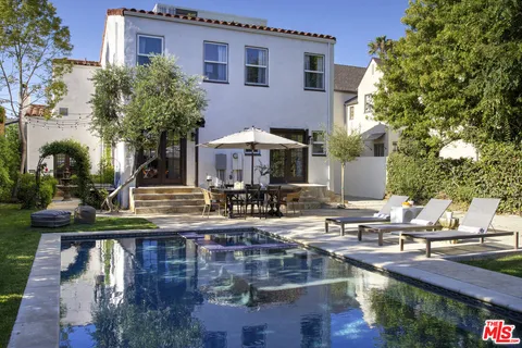 $2,699,000 | 6258 Warner Drive, Los Angeles, CA 90048