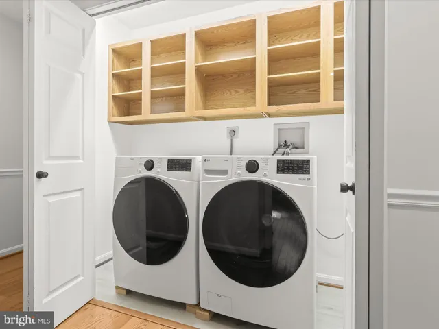 $800,000 | 2515 Ashbrook Drive, Ellicott City, MD 21042