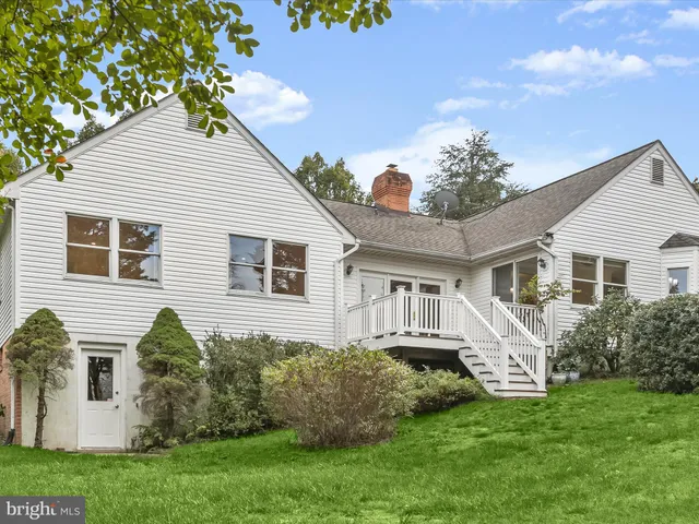 $800,000 | 2515 Ashbrook Drive, Ellicott City, MD 21042