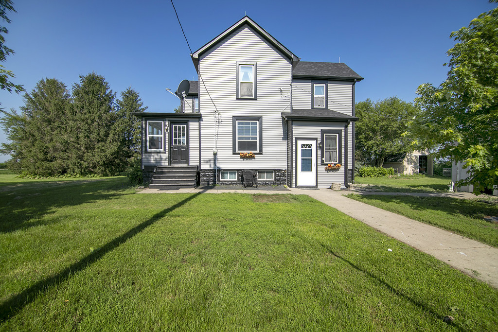 650 East 2200 North Road Danforth, IL 60930 - Photo 4 of 31