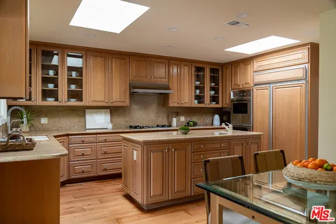 $2,750,000 | 5050 Andasol Avenue, Encino, CA 91316