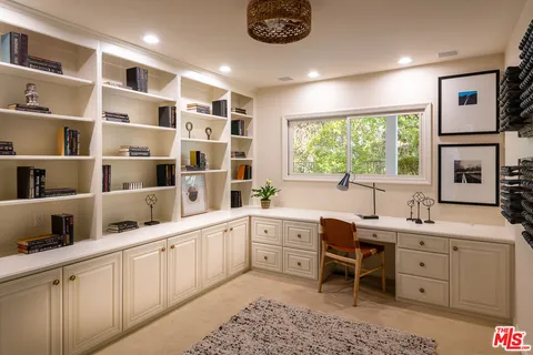 $2,750,000 | 5050 Andasol Avenue, Encino, CA 91316