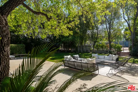 $2,750,000 | 5050 Andasol Avenue, Encino, CA 91316