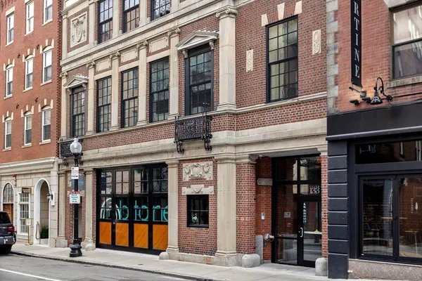 $5,750,000 | 133 Salem Street, Boston, MA 02113