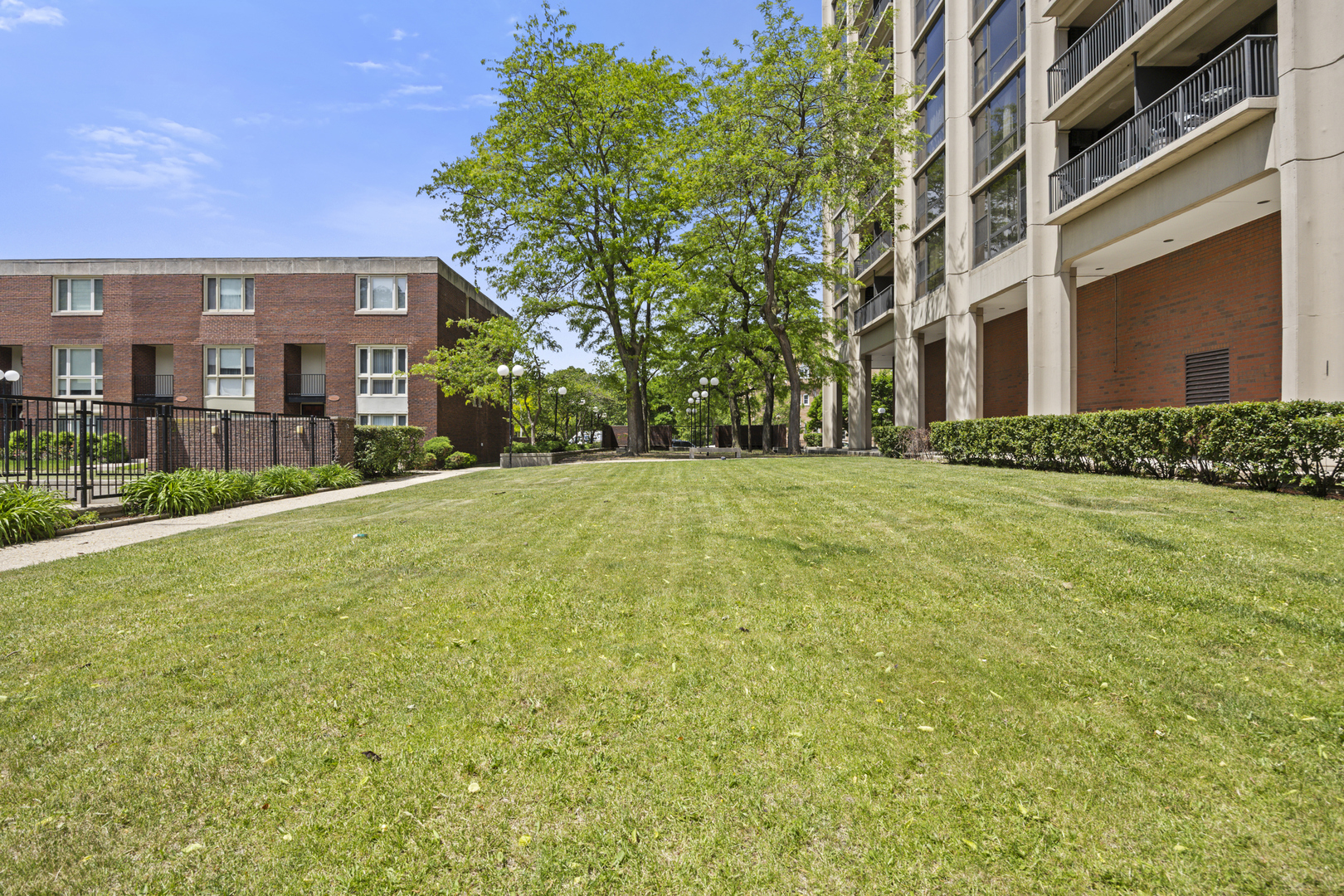 2605 South Indiana Avenue, Unit 1007 Chicago, IL 60616 - Photo 21 of 22