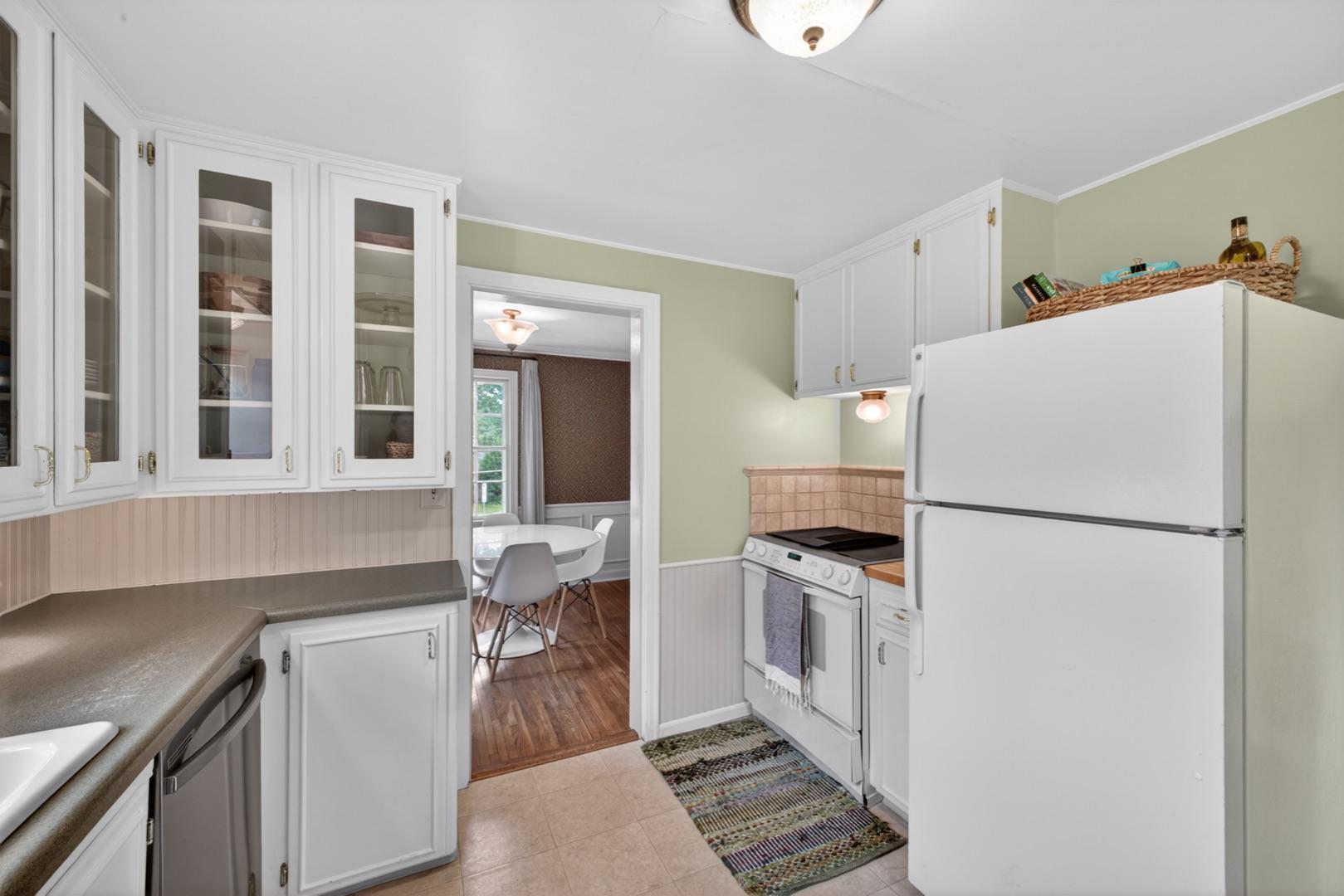 804 14th Avenue Southwest Rochester, MN 55902 - Photo 9 of 32