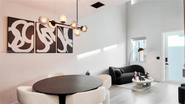 $797,500 | 7221 Northwest 103rd Path, Doral, FL 33178