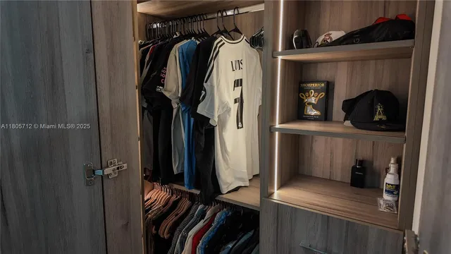 $797,500 | 7221 Northwest 103rd Path, Doral, FL 33178