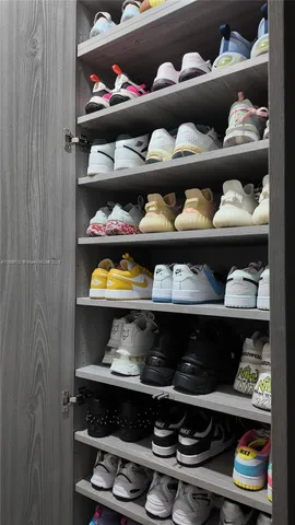 $797,500 | 7221 Northwest 103rd Path, Doral, FL 33178