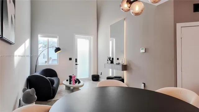 $797,500 | 7221 Northwest 103rd Path, Doral, FL 33178