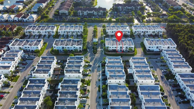 $797,500 | 7221 Northwest 103rd Path, Doral, FL 33178