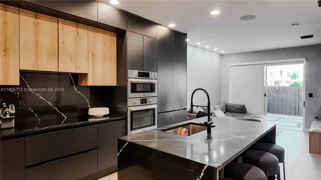 $797,500 | 7221 Northwest 103rd Path, Doral, FL 33178