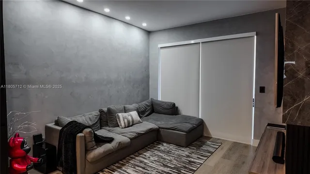 $797,500 | 7221 Northwest 103rd Path, Doral, FL 33178