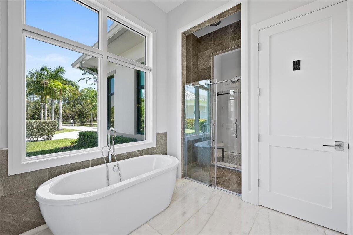 6209 Homeland Road Lake Worth, FL 33449 - Photo 13 of 50 Downstairs Primary Suite