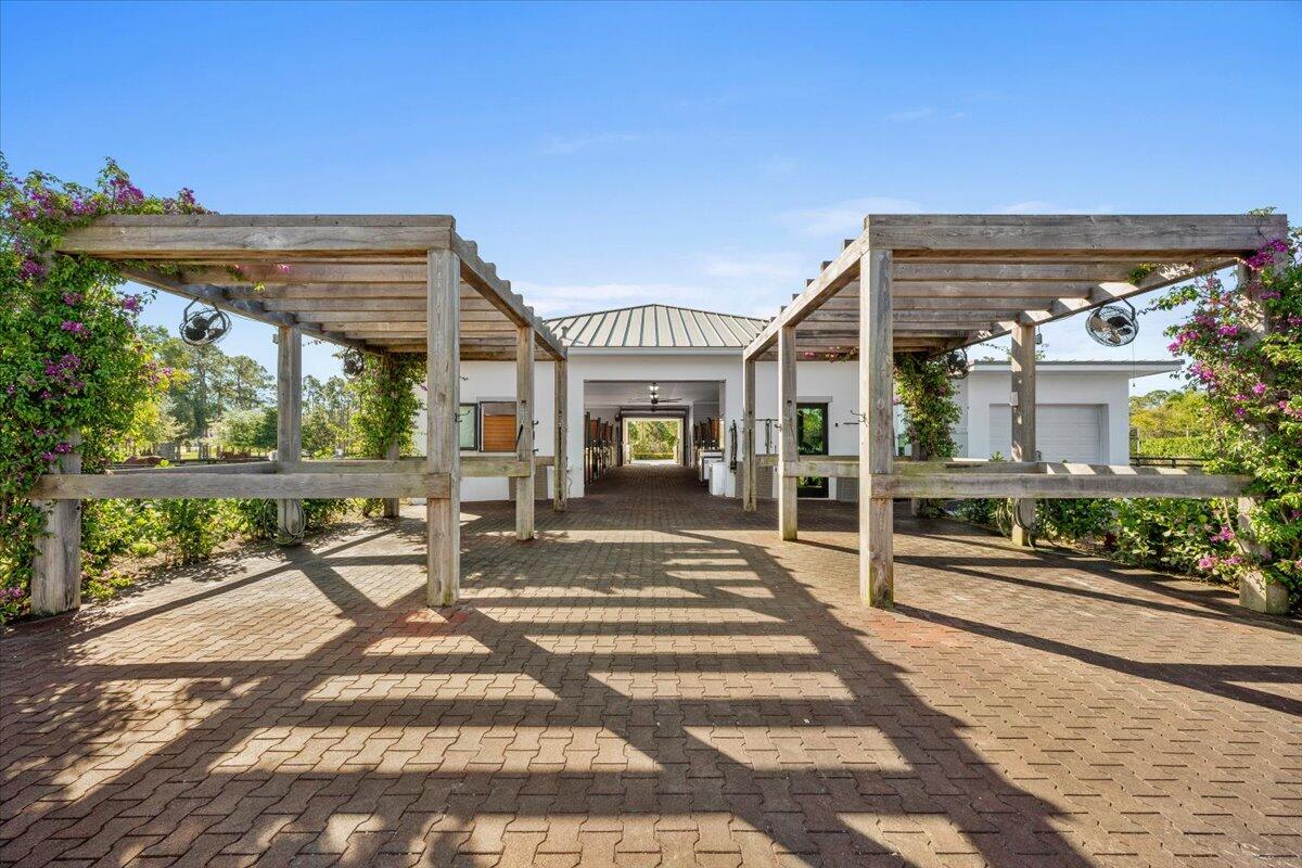 6209 Homeland Road Lake Worth, FL 33449 - Photo 36 of 50 091-LUX_5633