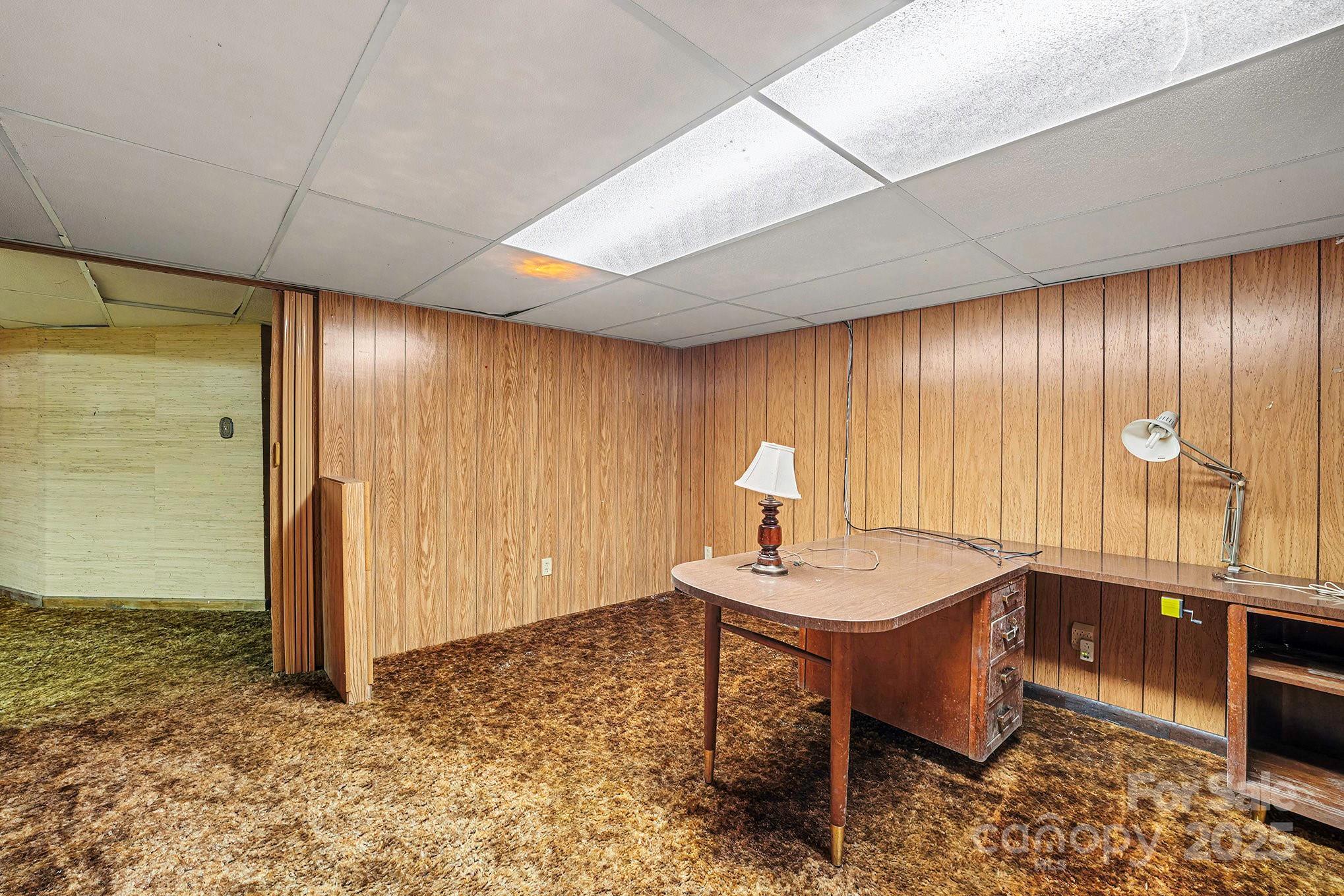 3442 Lester Street Conover, NC 28613 - Photo 23 of 38 a room with table and chairs