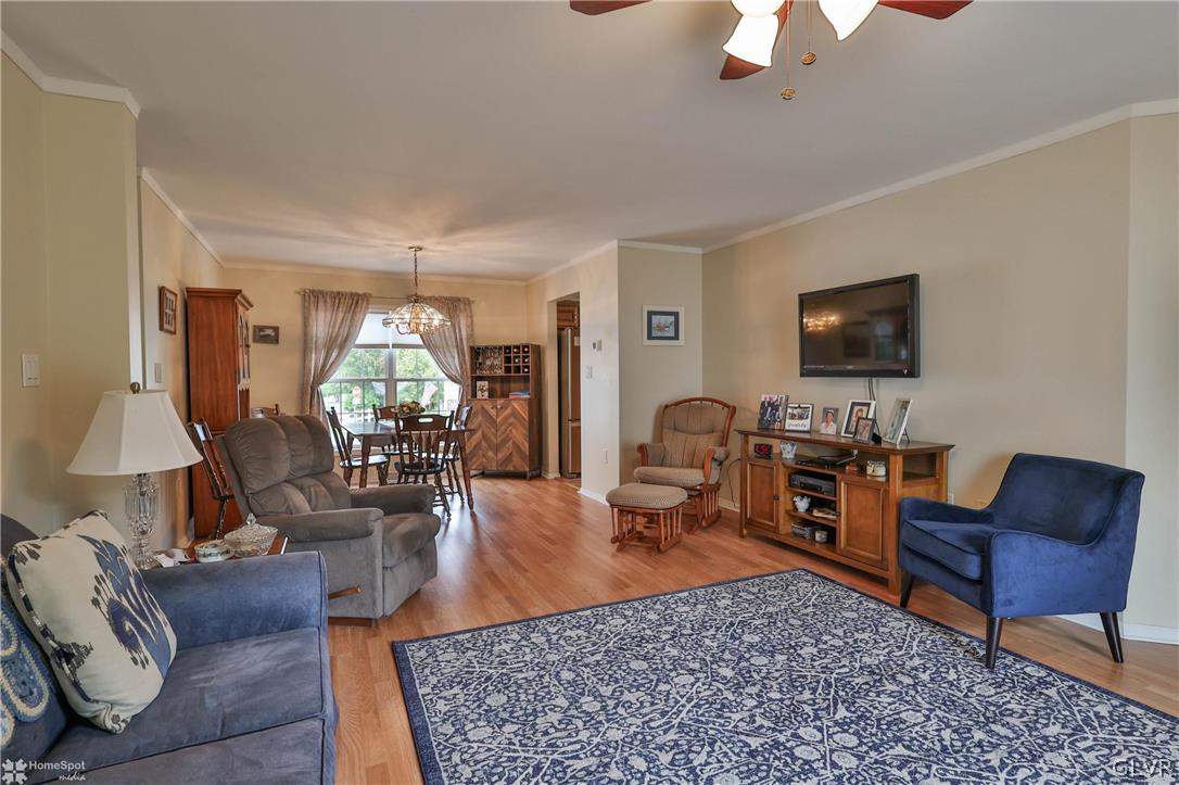 38 Abbey Road Easton, PA 18040 - Photo 4 of 20 Gallery Image 4