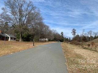 2835 Alexander Road Charlotte, NC 28262 - Photo 3 of 5