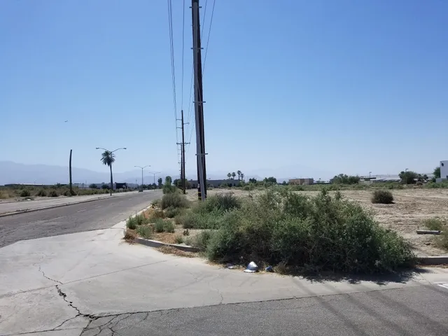 a close up of a street sign