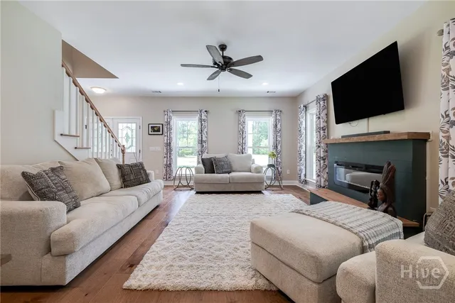 $1,225,000 | 182 Old River Road, Bloomingdale, GA 31302