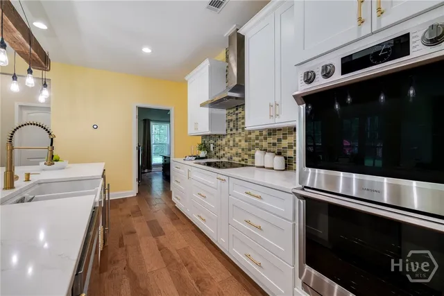 $1,225,000 | 182 Old River Road, Bloomingdale, GA 31302