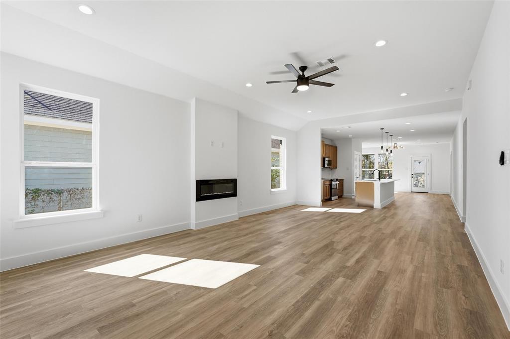 1815 Beauford Road Dallas, TX 75253 - Photo 5 of 35