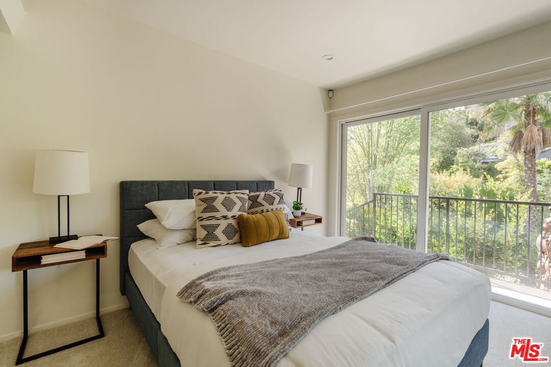 7229 Senalda Road Los Angeles, CA 90068 - Photo 19 of 33