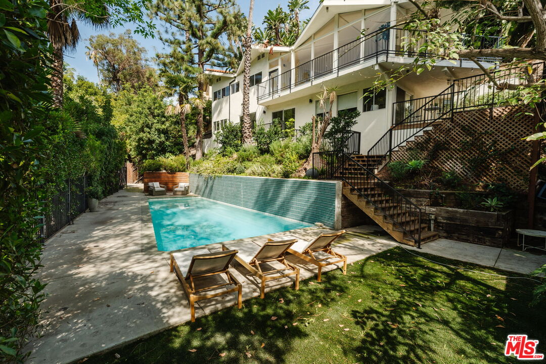 7229 Senalda Road Los Angeles, CA 90068 - Photo 28 of 33