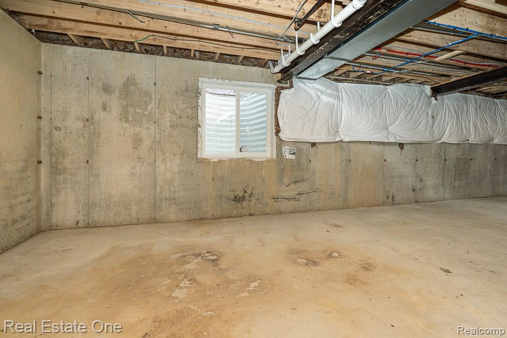 225 East Predmore Road Oakland, MI 48363 - Photo 50 of 64 Gallery Image 50