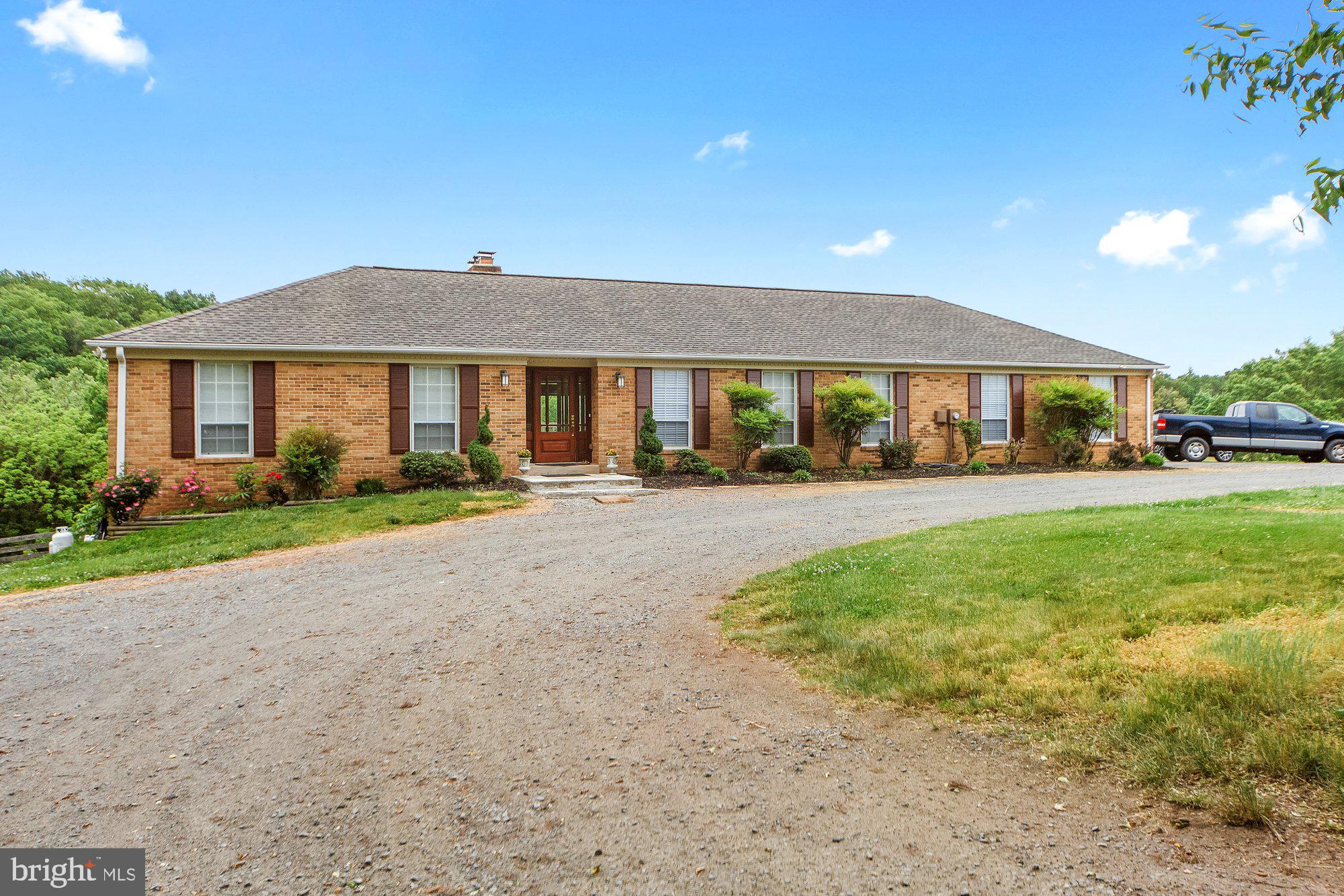 21772 Watson Road Leesburg, VA 20175 - Photo 1 of 31 Gallery Image 1