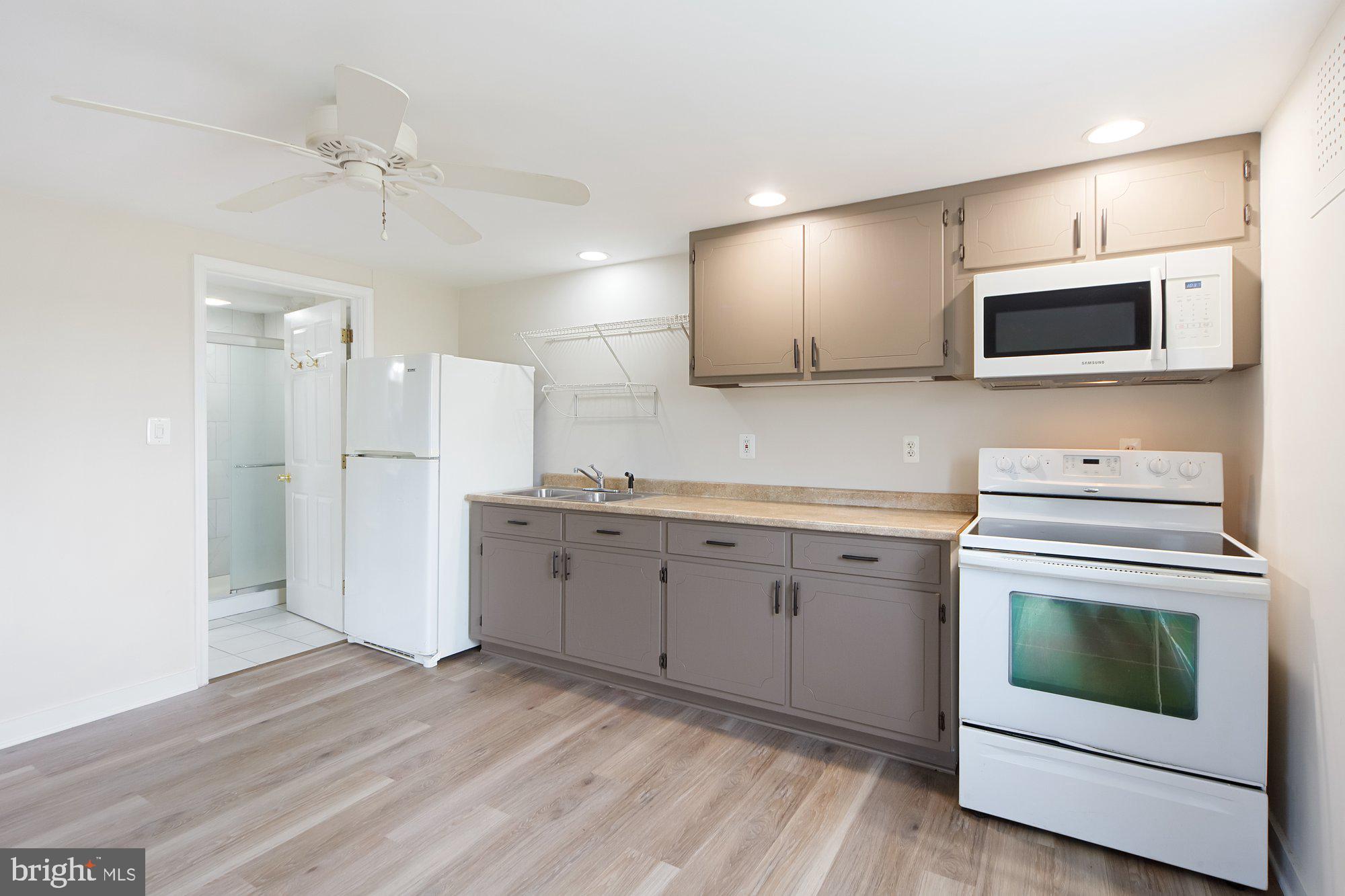 21772 Watson Road Leesburg, VA 20175 - Photo 18 of 31 Gallery Image 18