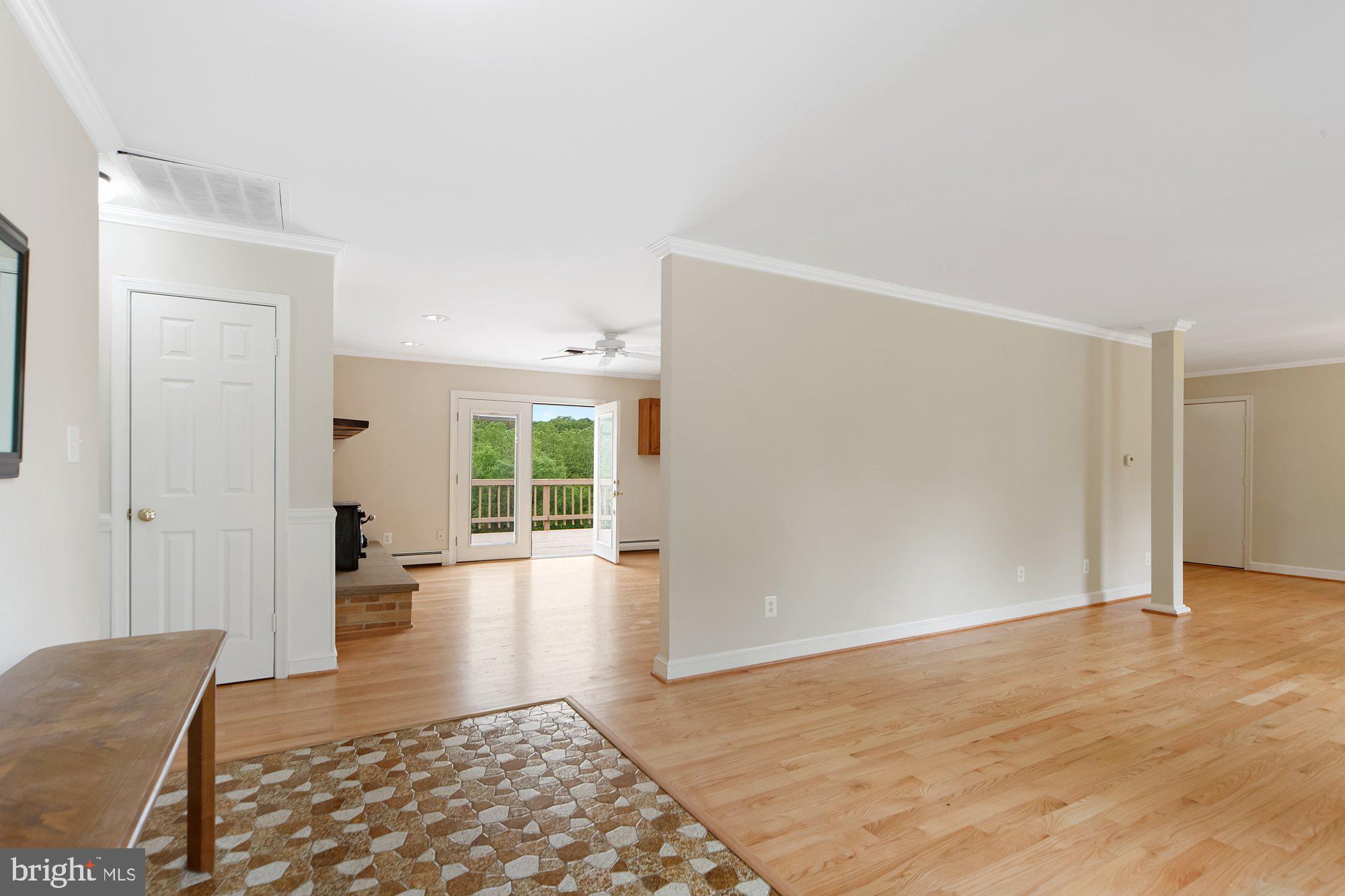 21772 Watson Road Leesburg, VA 20175 - Photo 4 of 31 Gallery Image 4