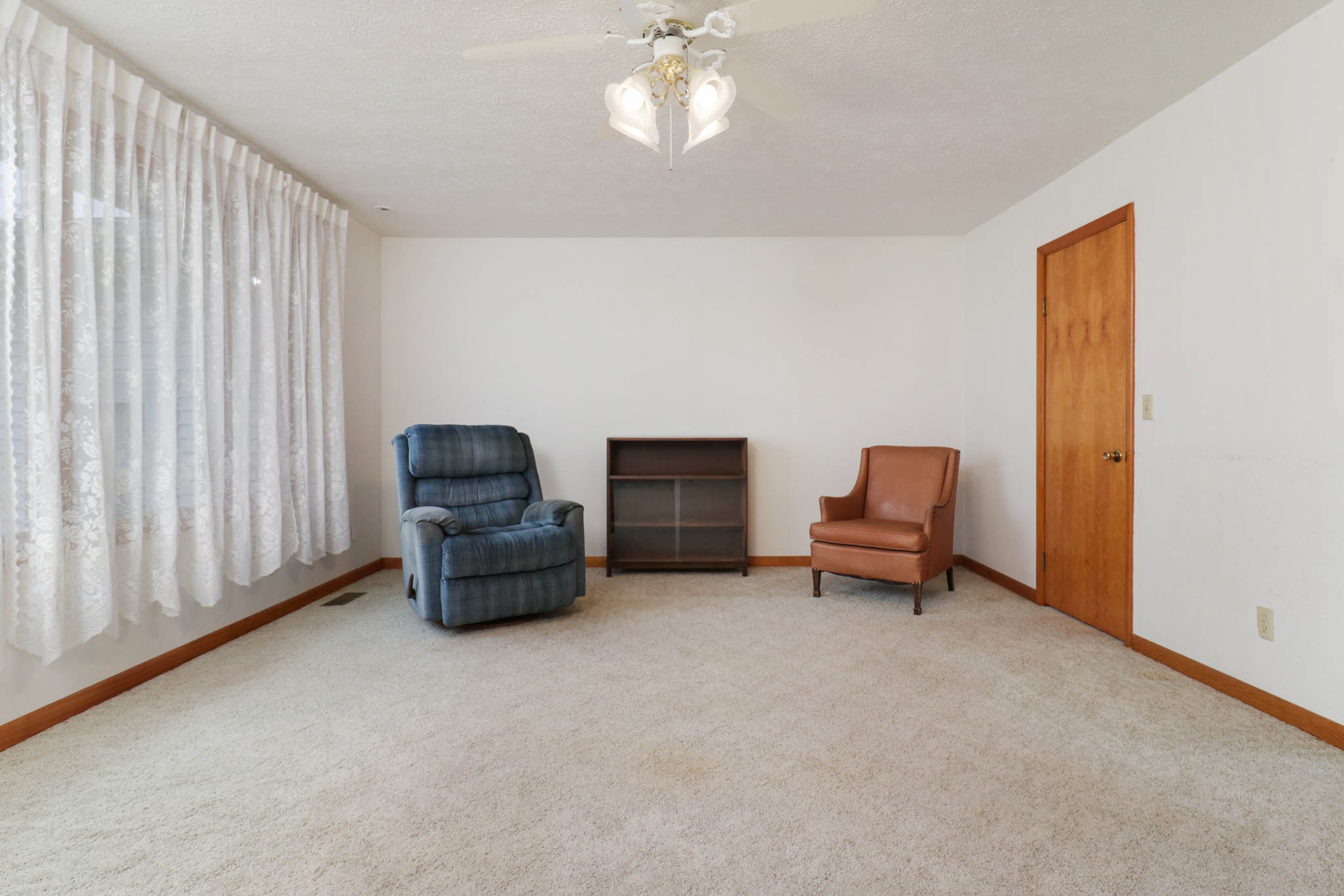 1109 West 4th Street Delavan, IL 61734 - Photo 5 of 52