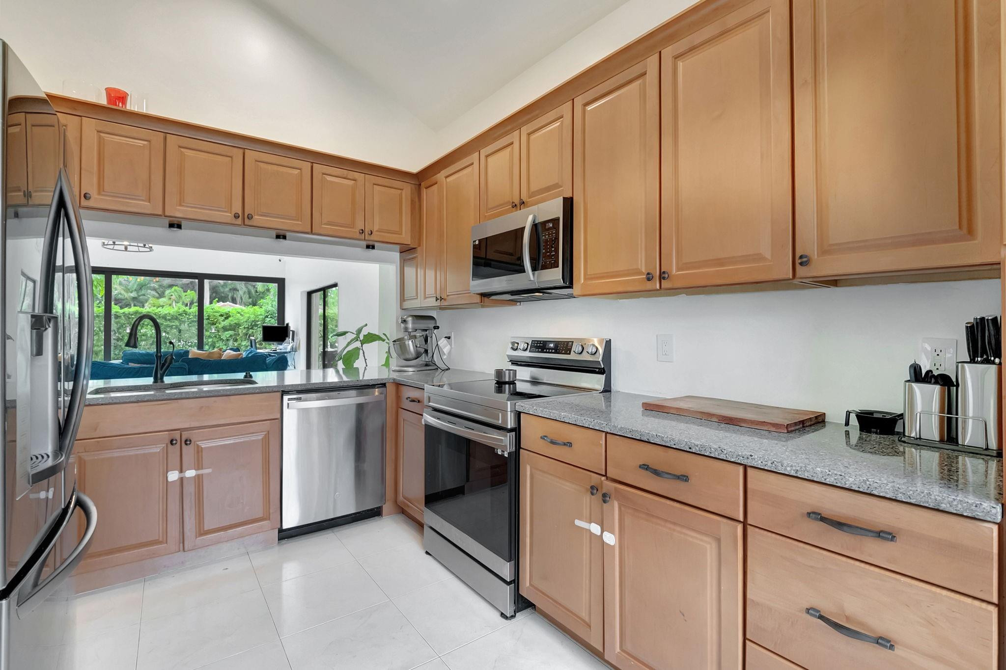 19599 Sea Pines Way Boca Raton, FL 33498 - Photo 15 of 49 Photo 15