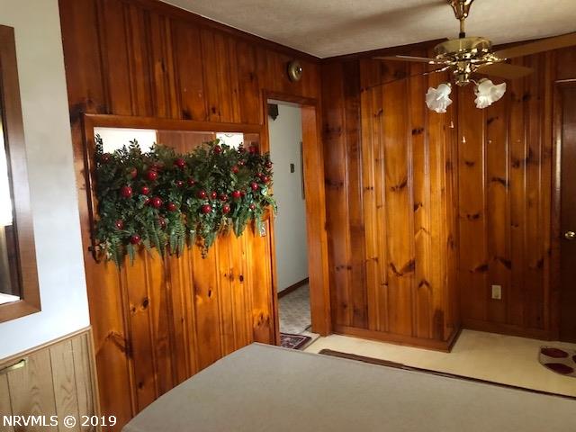 1712 East Gate Road Pulaski, VA 24301 - Photo 4 of 13 Gallery Image 4