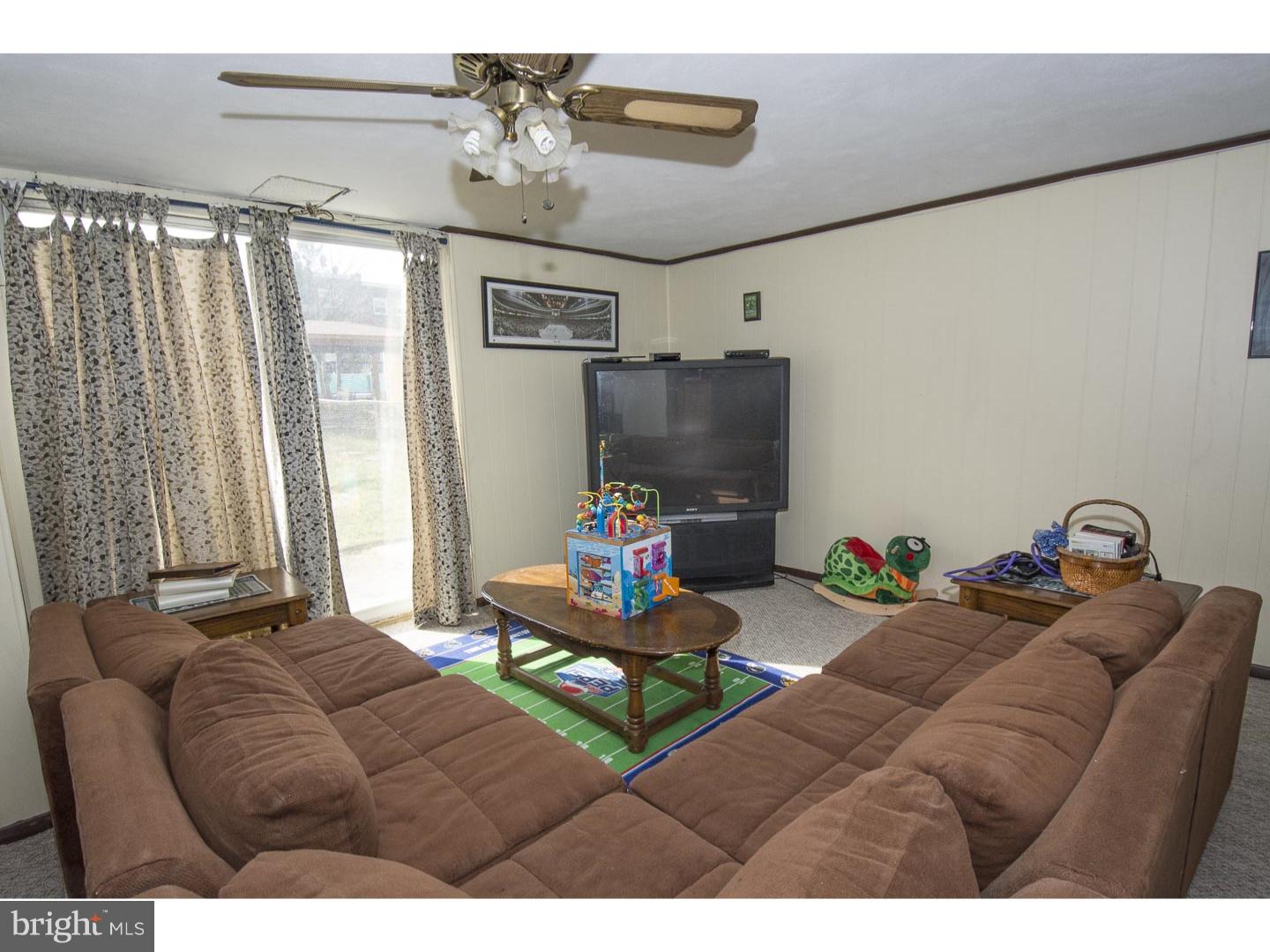 3330 Morning Glory Road Philadelphia, PA 19154 - Photo 18 of 25