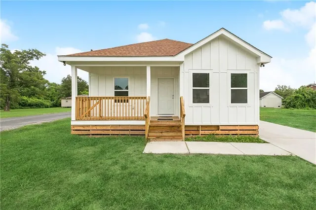 $260,000 | 1901 Mathis Avenue, Harvey, LA 70058