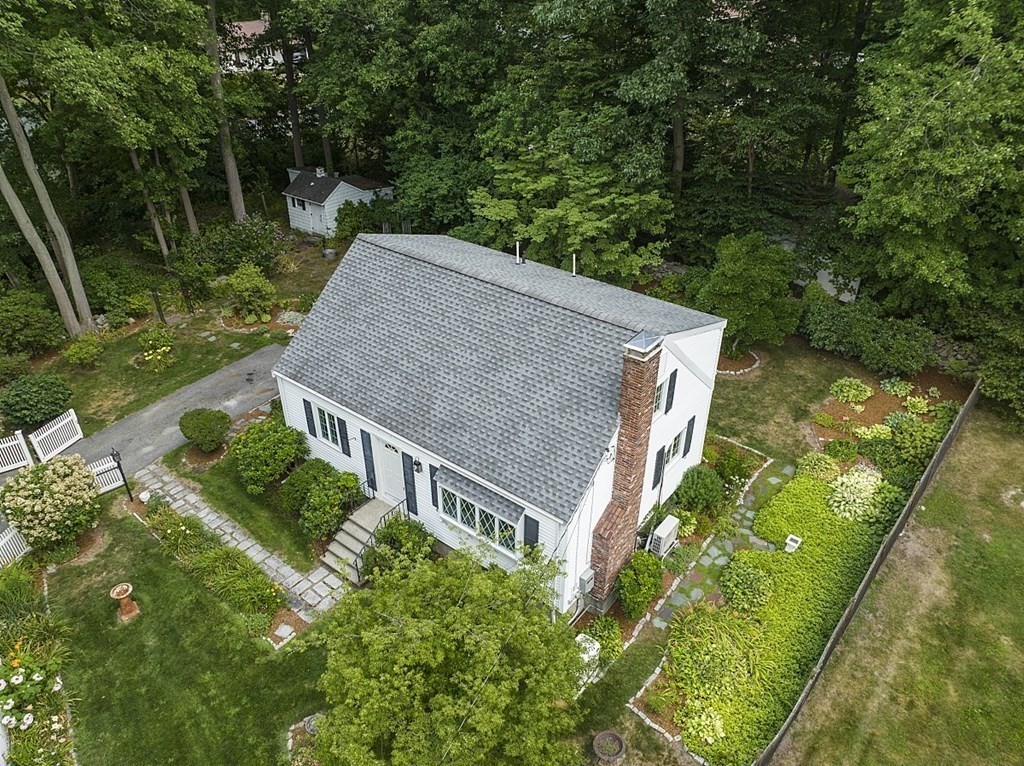37 Skelton Road Burlington, MA 01803 - Photo 4 of 40 Gallery Image 4