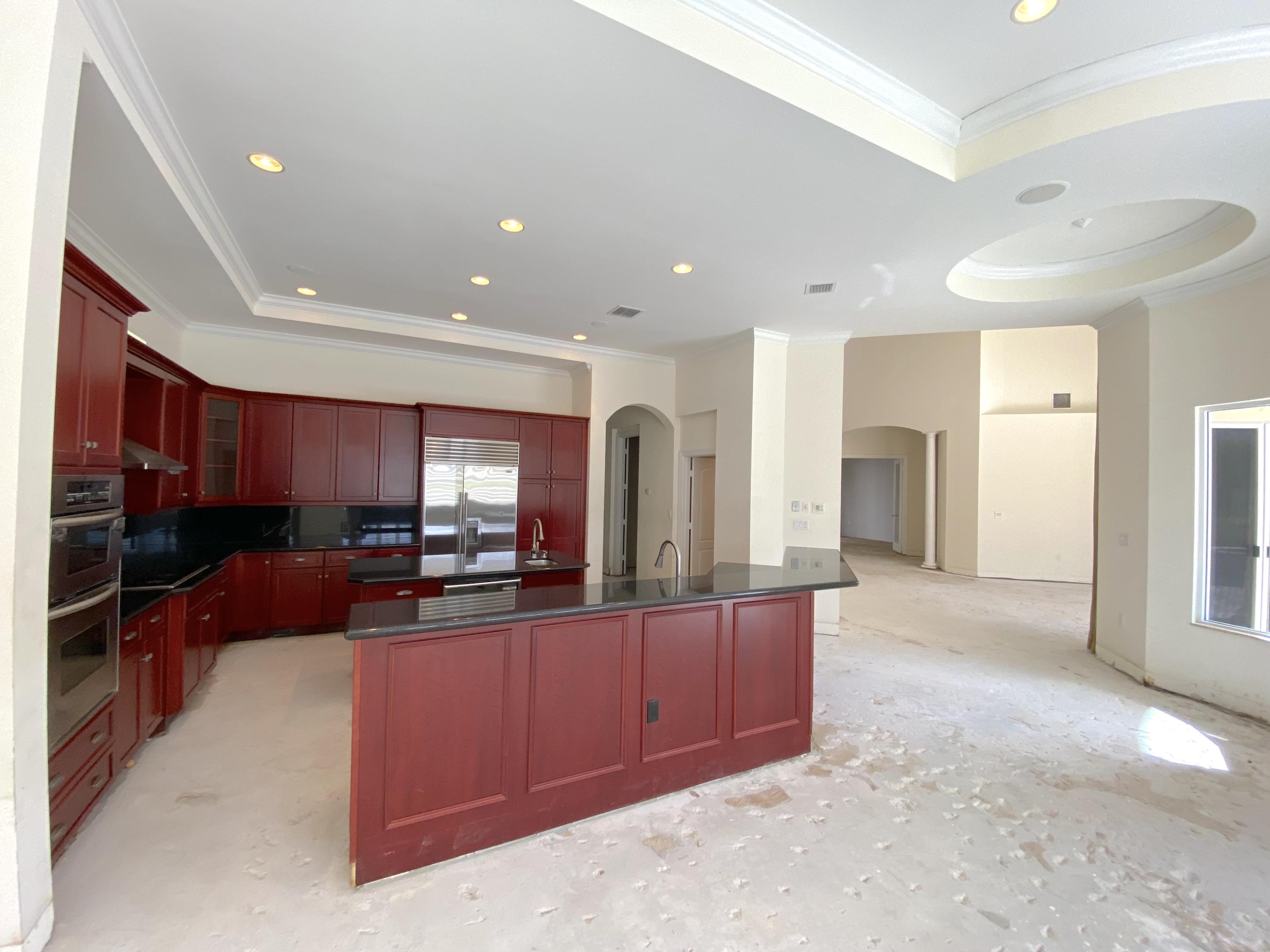 19062 Park Ridge Street Weston, FL 33332 - Photo 9 of 39 BRIGHT & AIRY KITCHEN